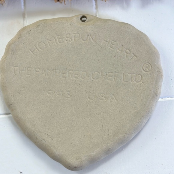Heart cookie mold by Pampered Chef - Picture 2 of 2